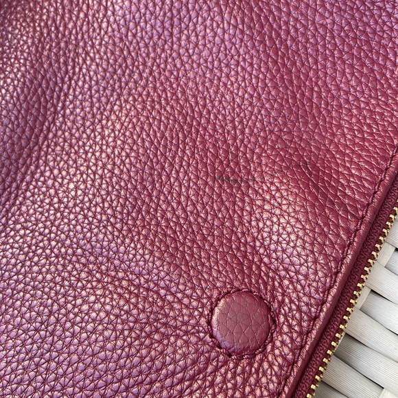 Kate Spade "Carlson" Burgundy Pebbled Leather 2 Way Handbag - Picture 7 of 13